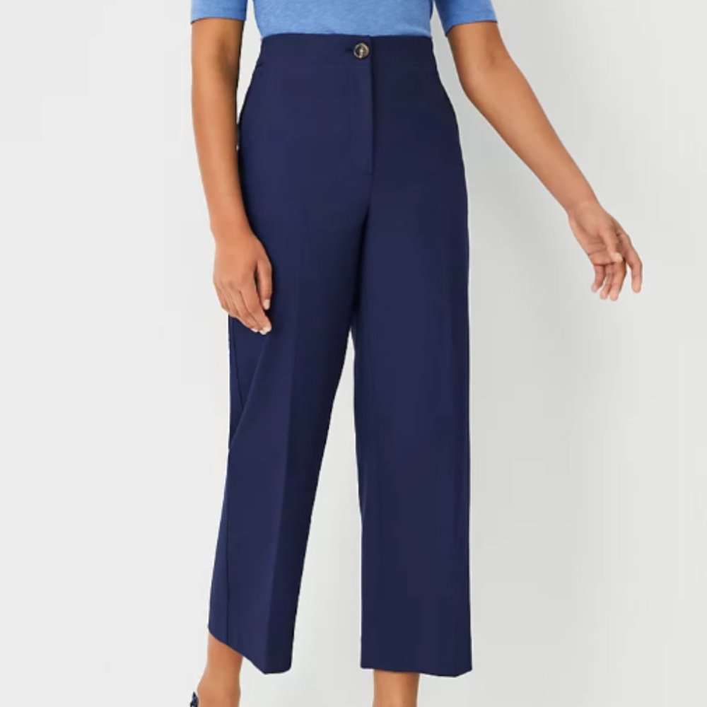 Ann Taylor Wide Leg Crop Pant | Navy | Petite 0
